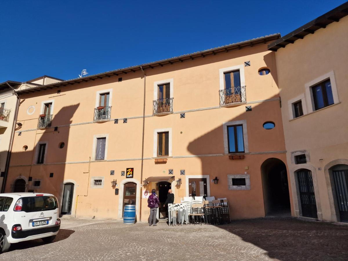 Casa Matteo-Gran Sasso Apartamento LʼAquila Exterior foto